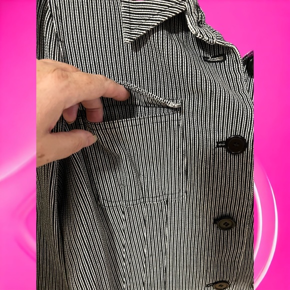 An INC International Concepts Jacket in size large - Picture 5 of 6